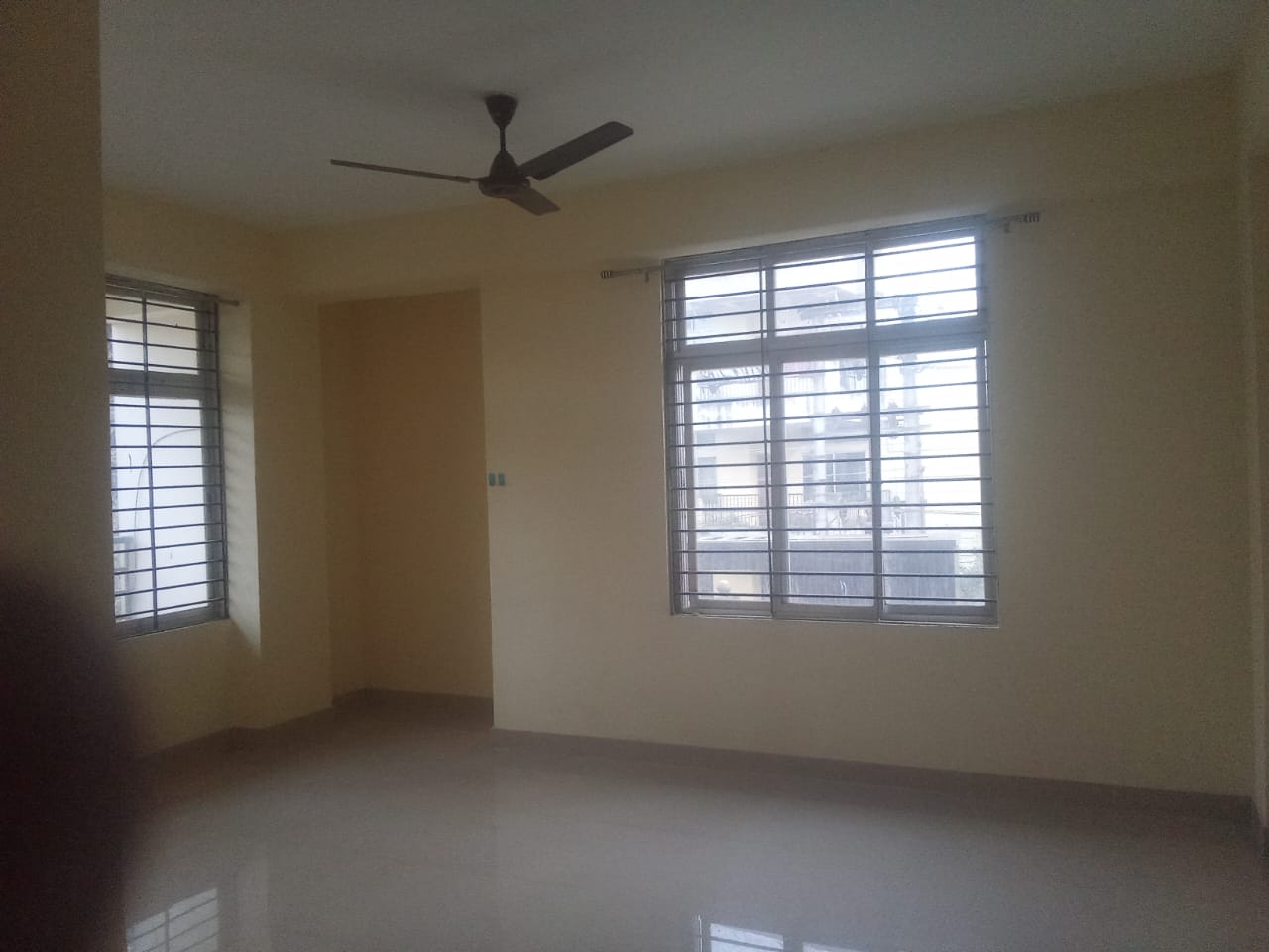 Semi Furnished 3bhk in Lichu Bagan Rd, Jaya Nagar, Khanapara, Guwahati, Assam, India for Rent